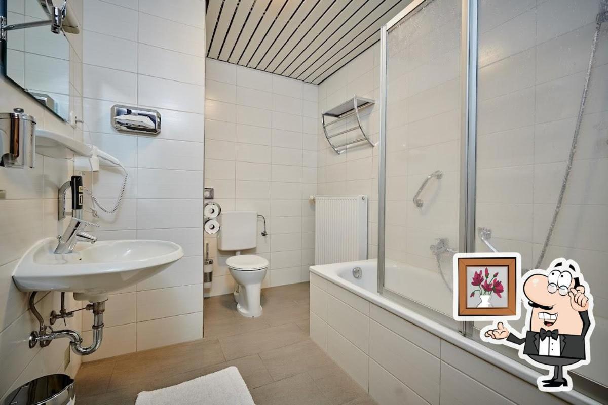 Hotel Giamas Straubing Buitenkant foto